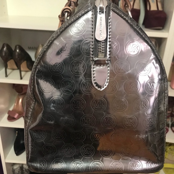 SOLD - Picture 2 of 4